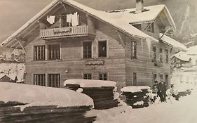 Traditional Chalet In Wengen - Top Floor